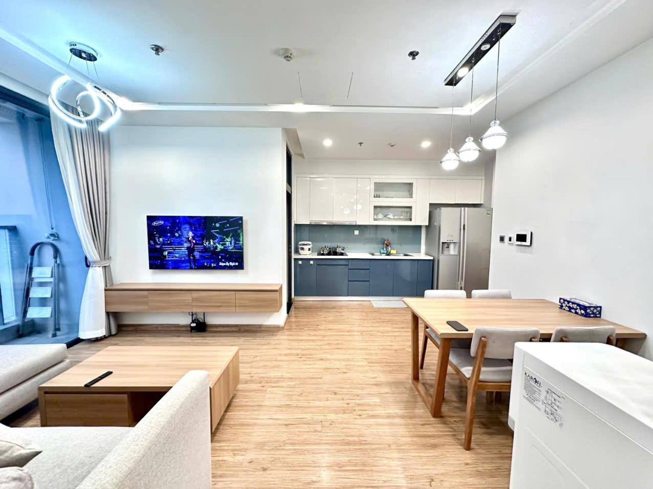 Luxury Apartment In Vinhomes Metropolis هانوي المظهر الخارجي الصورة