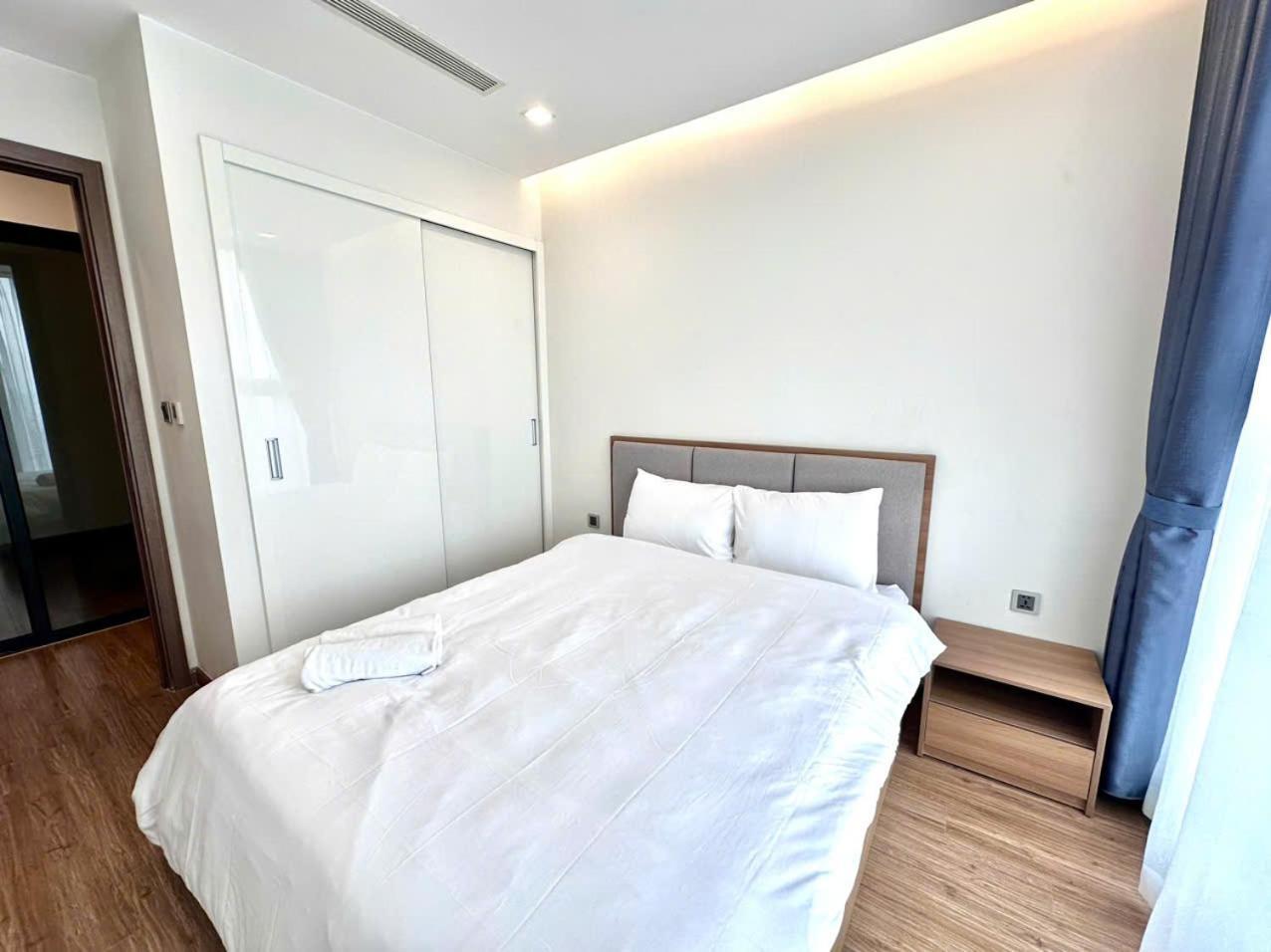 Luxury Apartment In Vinhomes Metropolis هانوي المظهر الخارجي الصورة