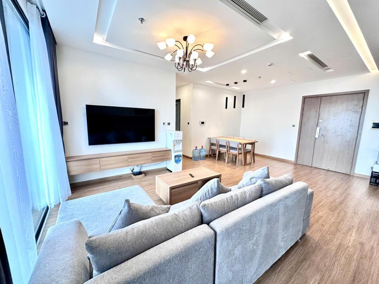 Luxury Apartment In Vinhomes Metropolis هانوي المظهر الخارجي الصورة