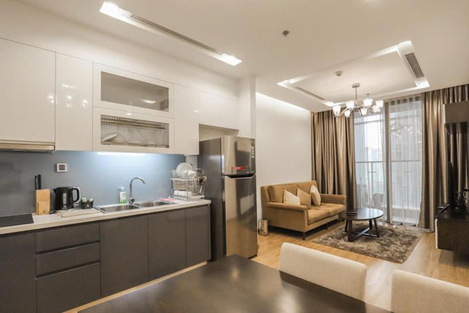 Luxury Apartment In Vinhomes Metropolis هانوي المظهر الخارجي الصورة
